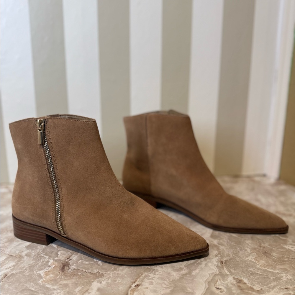 Sole Society Tan Suede Ankle Boots